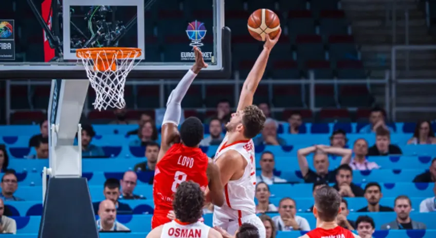 12 Dev Adam tarih yazdı: Türkiye EuroBasket’te yarı finalde