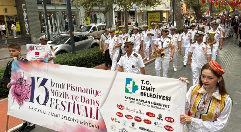 13. Uluslararası İzmit Pişmaniye Müzik ve Dans Festivali Başladı
