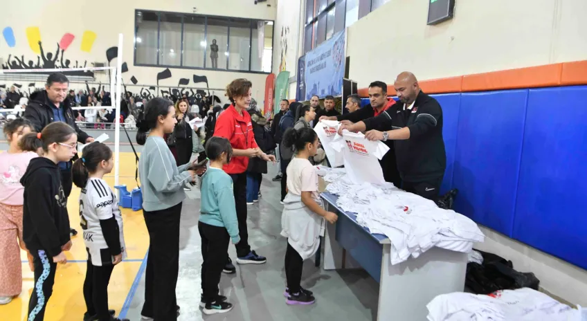 ABB’den “Fabrika Voleybol” Projesine Destek