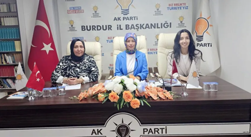 AK Parti MKYK üyesi Emine Aktaş’tan Burdur kadın kollarına ziyaret
