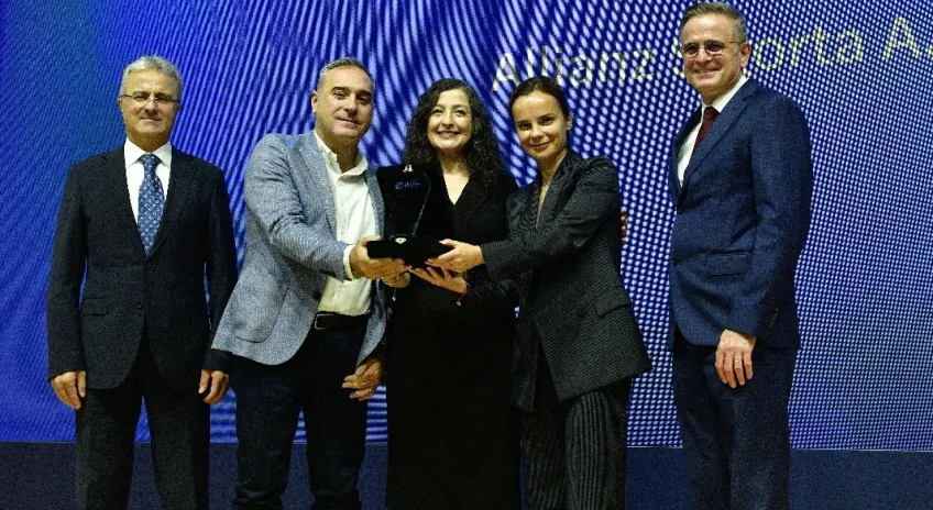 Allianz 2024 Entegre Raporu Ödüllendirildi