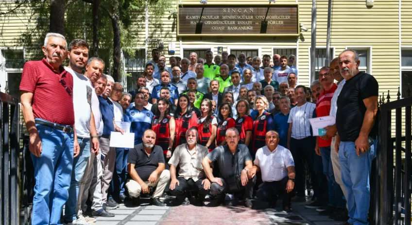 Ankara Büyükşehir Belediyesi okul servis şoförlerine eğitim veriyor
