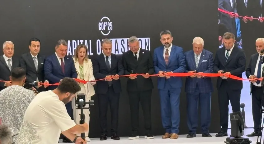 Ankara, modanın Başkenti oldu; Uluslararası Hazır Giyim ve Moda Fuarı başladı