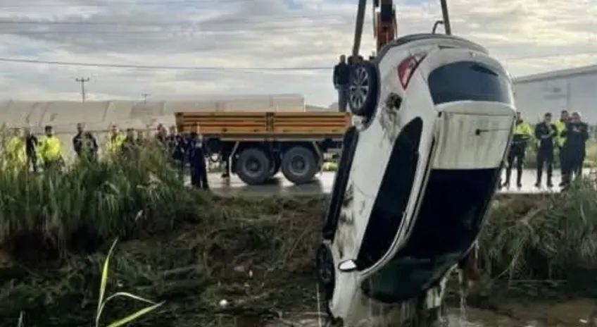 Antalya’da dereye düşen otomobilde kadın ölü bulundu