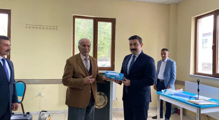 Arpaçay Kaymakamı Akköz, muhtarlarla kahvaltı programında buluştu