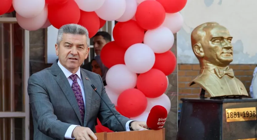 Artvin’de yeni eğitim öğretim yılının ilk ders zili çaldı