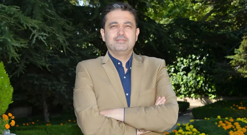 Av. Cüneyd Altıparmak'tan 