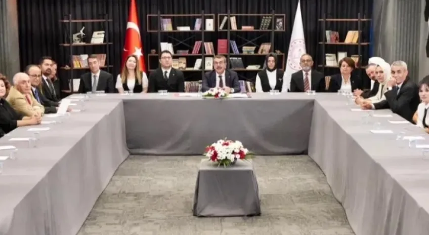 Bakan Tekin’den Yeni Eğitim Projeleri ve Yapay Zekâ Uygulamaları