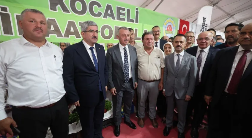 Başkan Büyükakın: “Çiftçinin çabasıyla Büyükşehir’in çabası birleşince bereket ortaya çıkıyor”