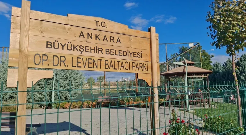 Belediye 2 doktorun ismini yaşatmak üzere paklara verdi
