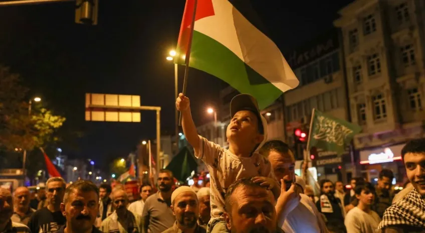 Binlerce kişi Fatih’te Gazze için yürüdü