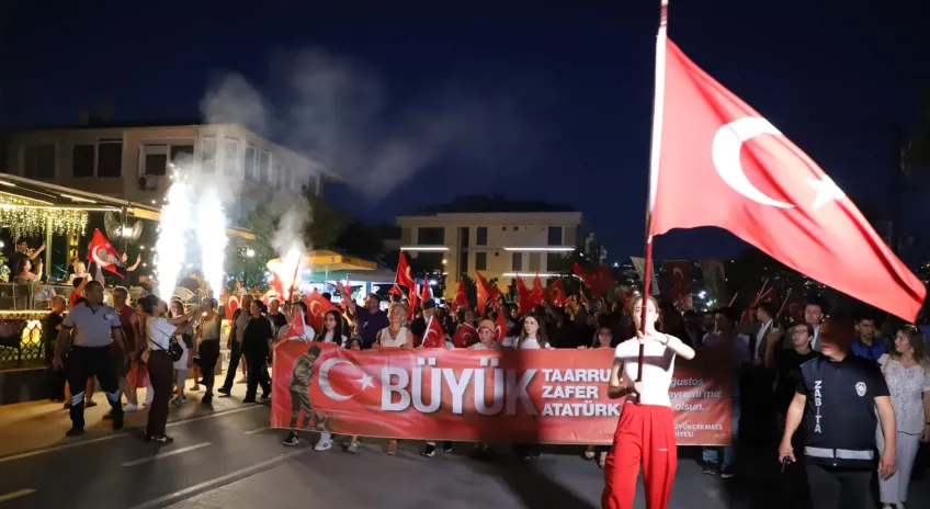Büyükçekmece’de zaferin 103’üncü yılı coşku ve gururla kutlandı