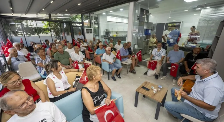 Büyükşehir’de Emekliler Türkülerle Buluştu