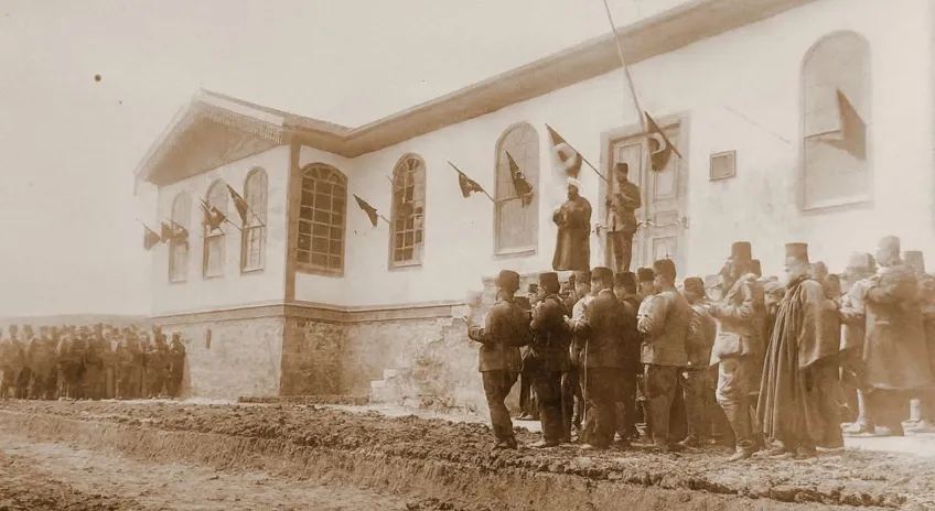 Çaycuma’da Yüzbaşı Cevat Rıfat’ın 1922 tarihli Osmanlıca kitabesi bulundu