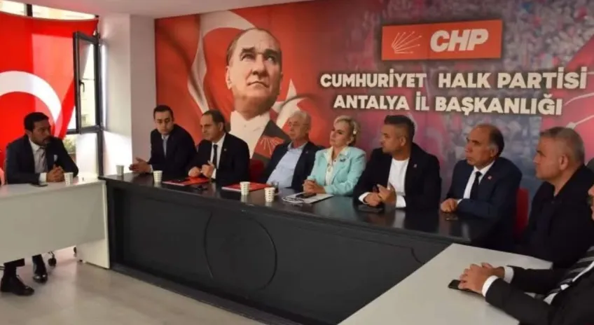 CHP heyeti Antalya’da belediyeleri denetleyecek!