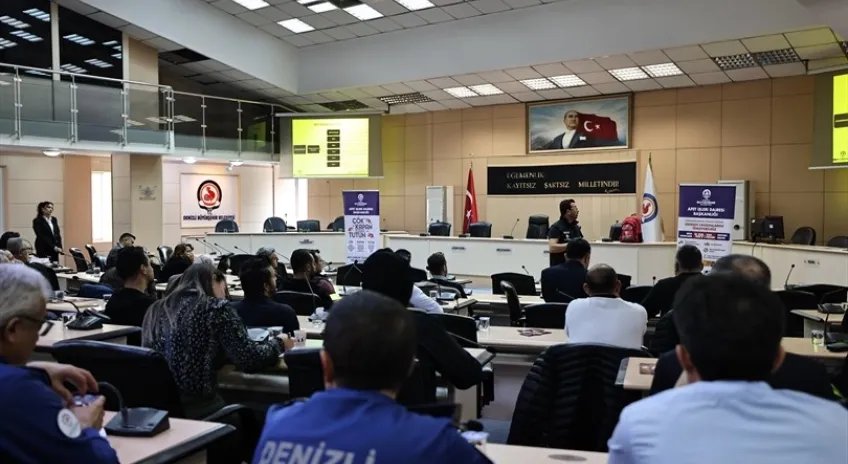 Denizli Büyükşehir Yöneticilerine Afet Farkındalık Eğitimi