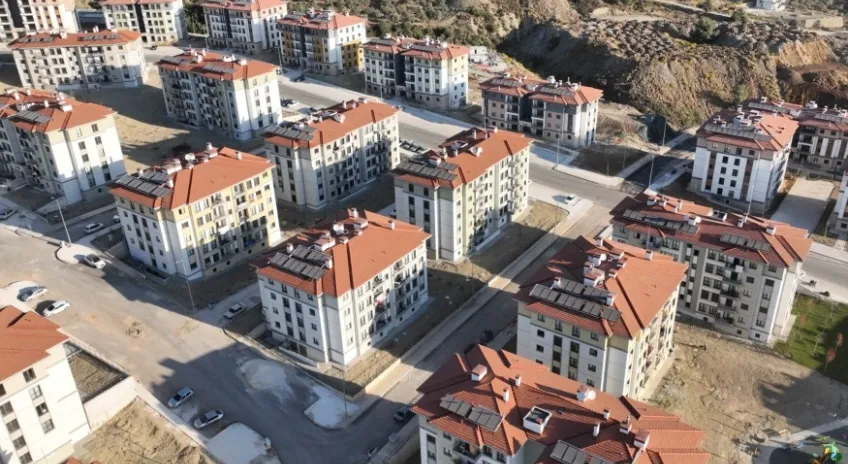 Deprem Konutları İçin 36 Milyar Liralık Yol Yatırımı