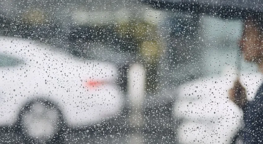 Doğu Karadeniz sağanakla sarsıldı: Meteoroloji’den fırtına uyarısı