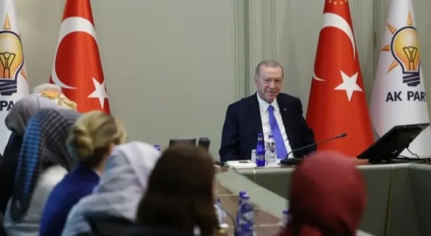 Erdoğan, kadın belediye başkanlarını AK Parti Genel Merkezi’nde kabul etti
