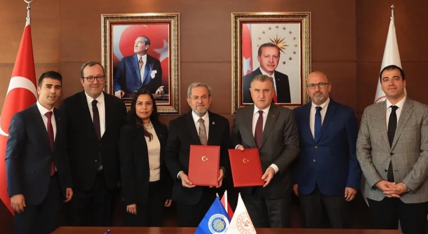 Gençlik ve Spor Bakanlığı İle Ankara Üniversitesi Geliştirme Vakfı Okulları Arasında İşbirliği Protokolü