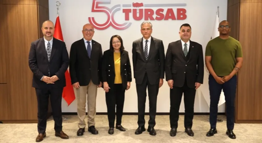 Güney Afrika Turizm Bakanı Patricia De Lille TÜRSAB'ı Ziyaret Etti