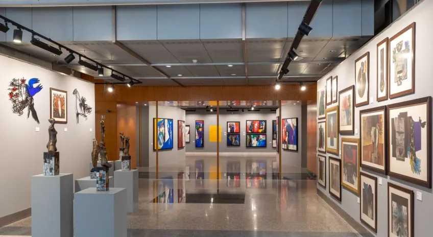 “Hayati Misman Retrospektif” Sergisi İş Sanat Kibele Sanat Galerisi’nde Açıldı
