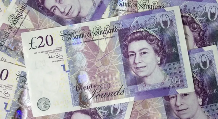 İngiltere ekonomisi ekimde yeniden küçülme gösterdi