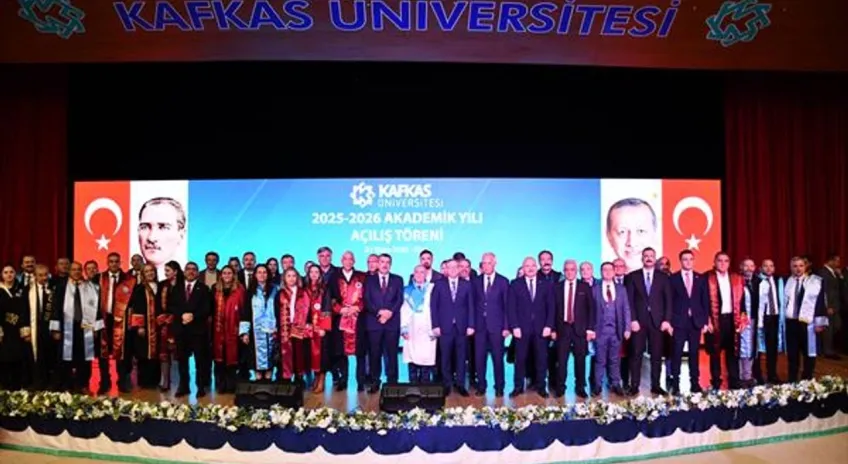 Kars Kafkas Üniversitesi'nde 2025-2026 akademik yılı açıldı