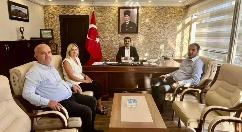Kars Kızılay Şube Başkanı Kübra Hüryurt Susuz Kaymakamı’nı ziyaret etti
