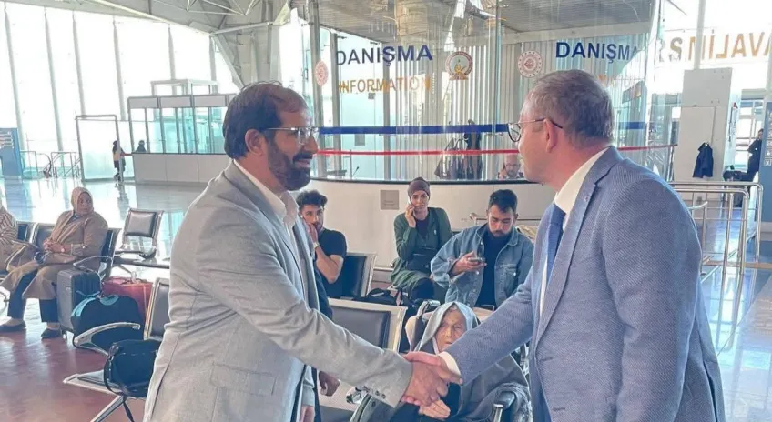 Kars Valisi Ziya Polat, Harakani Havalimanı’nda incelemelerde bulundu