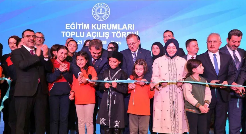 Kars’ta eğitim kurumları toplu açılış töreni gerçekleştirildi