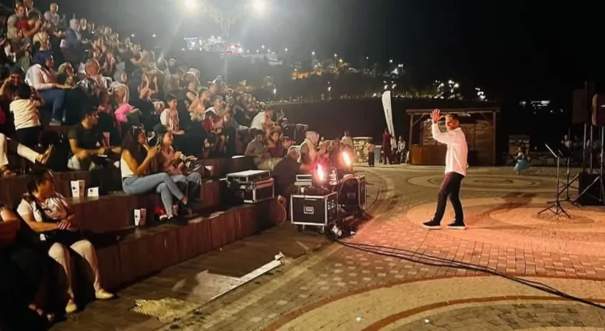 Kirazlıdere’de cuma akşamları müzik ziyafeti yaşanıyor