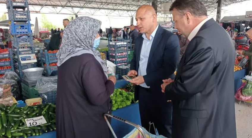 Kırıkkale Belediyesi’nden emeklilere pazar desteği