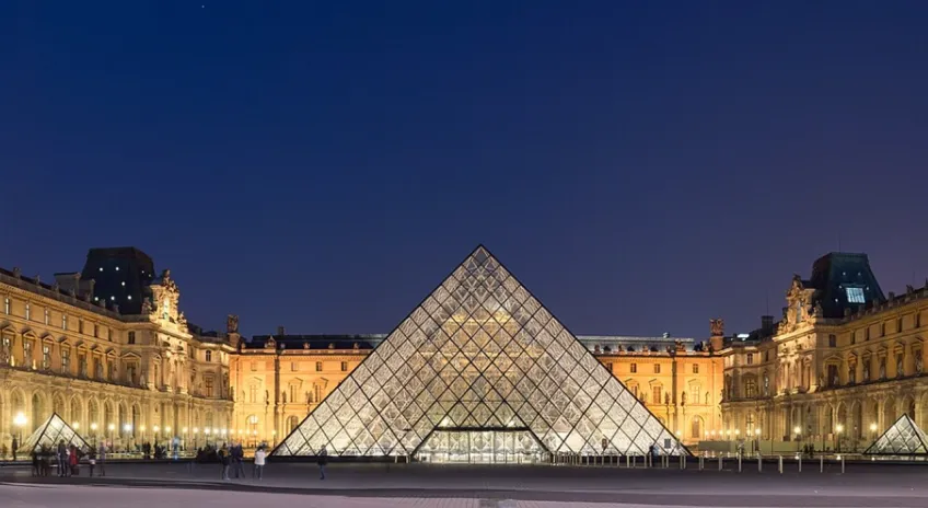 Louvre soygununda iki zanlı suçunu itiraf etti