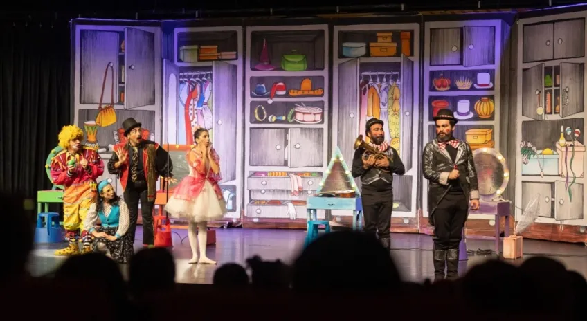 Mersin Şehir Tiyatrosu’ndan Dünya Tiyatro Günü’ne Coşkulu Kutlama