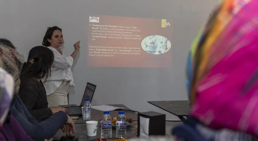 Mersin’de Üretici Kadınlara Destek Sürüyor