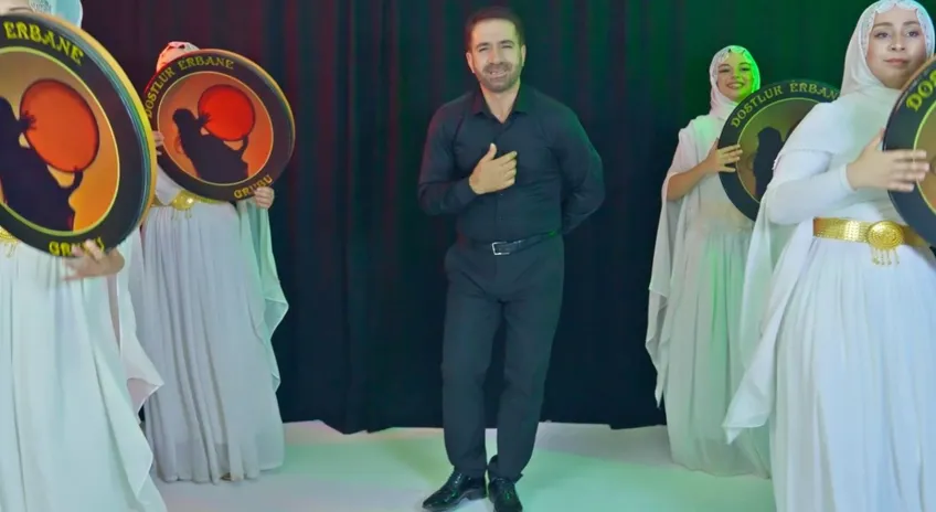 Samet Akdağ Halay ile Geldi