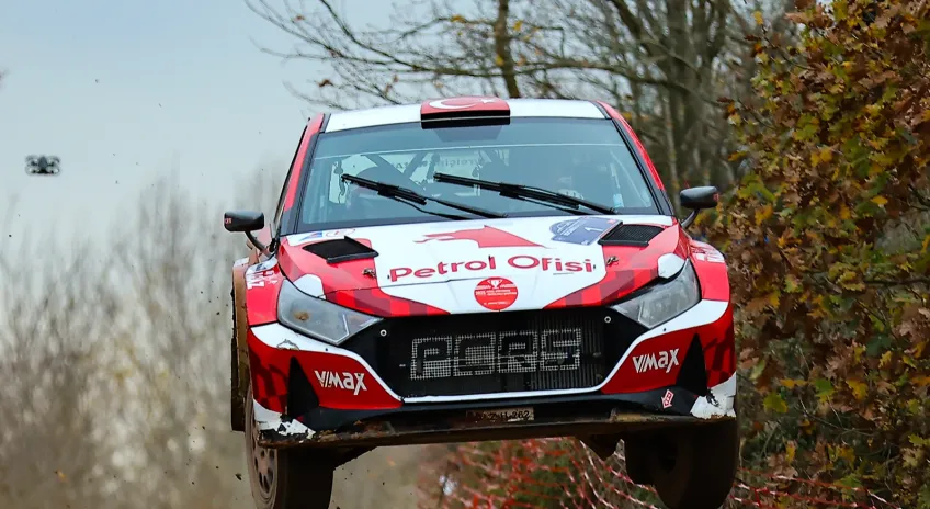 Şampiyon Pilot Kazaz, Sezonu Zaferle Kapadı