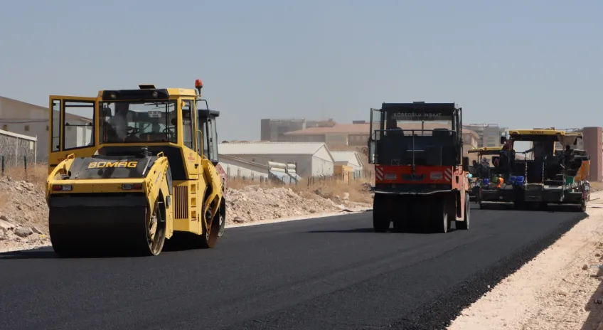 Şanlıurfa'da Hızla Yapılaşan Karaköprü’nün Ulaşımı Güçlendiriliyor