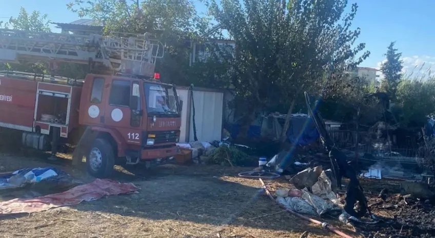 Serik’te ahır yangını: 1 koyun telef oldu, 3 koyun yaralandı