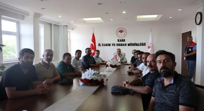 Tarım İl Müdürü Enver Aydın'dan şap aşılama çalışmalarına takın takip