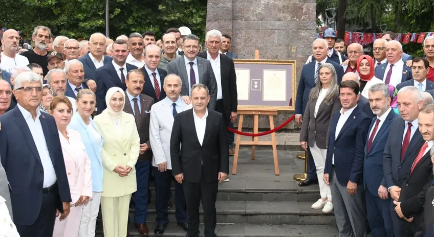 Trabzon Büyükşehir Belediye Başkanı Genç: İstiklal Madalyamız, şehrimizin onur nişanesidir