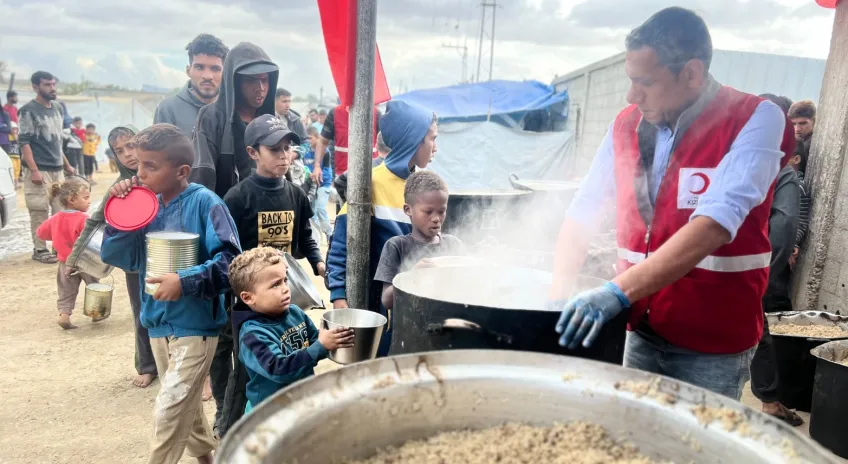 Türk Kızılay’ın İyilik Gemisi Yardımları Gazze’de